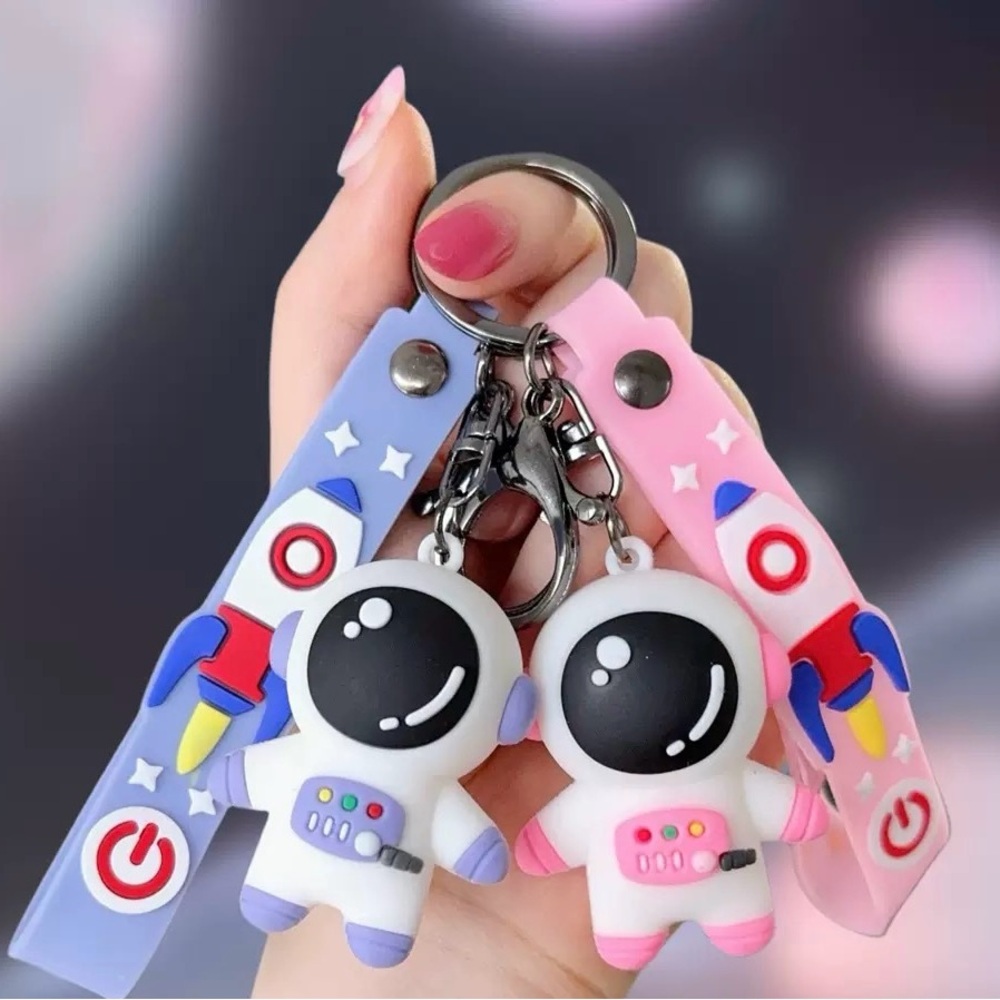 2pcs Cute Astronaut Keychain (Pink and Blue)
